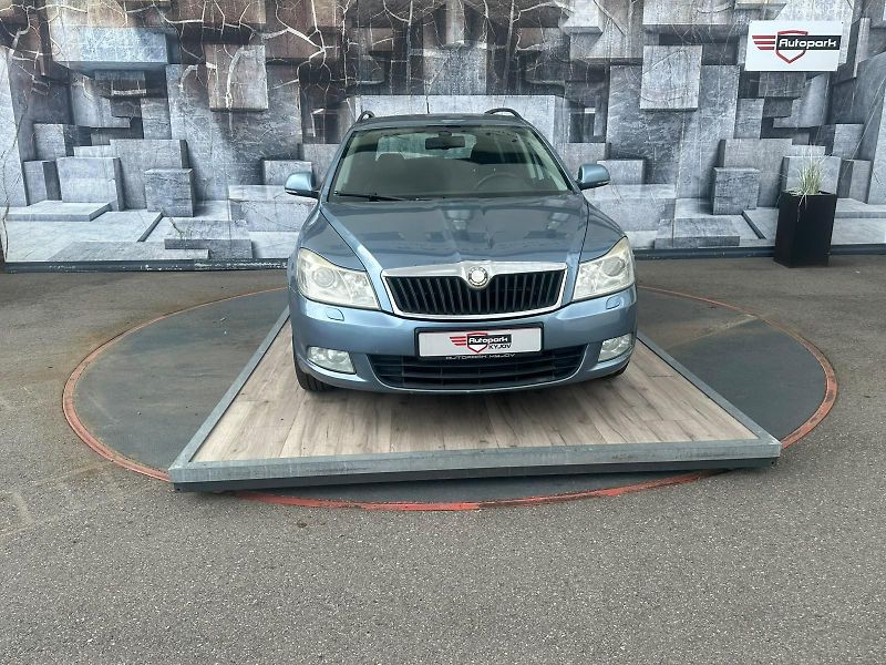 Škoda Octavia (2010) 1.6TDi, 77KW, TEMP., VYHŘ.SED. - fotka 2 z 26