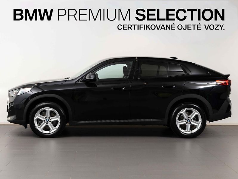 BMW X2 sDrive20i - fotka 3 z 23