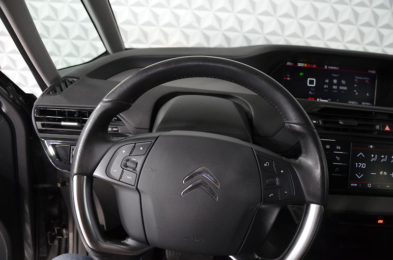 Citroën Grand C4 SpaceTourer (2021) 1.5BlueHDi 96kw Feel Pack 7  - fotka 11 z 15
