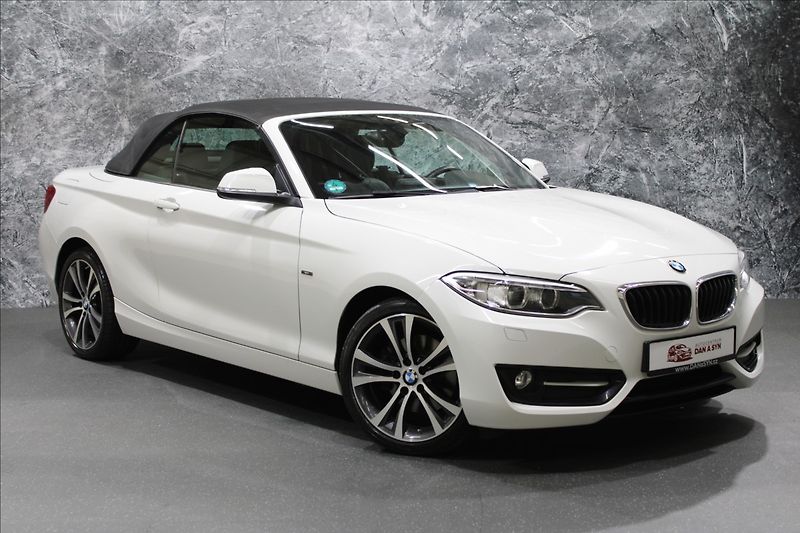 BMW Řada 2 2,0 220i 135KW cabrio - fotka 3 z 37