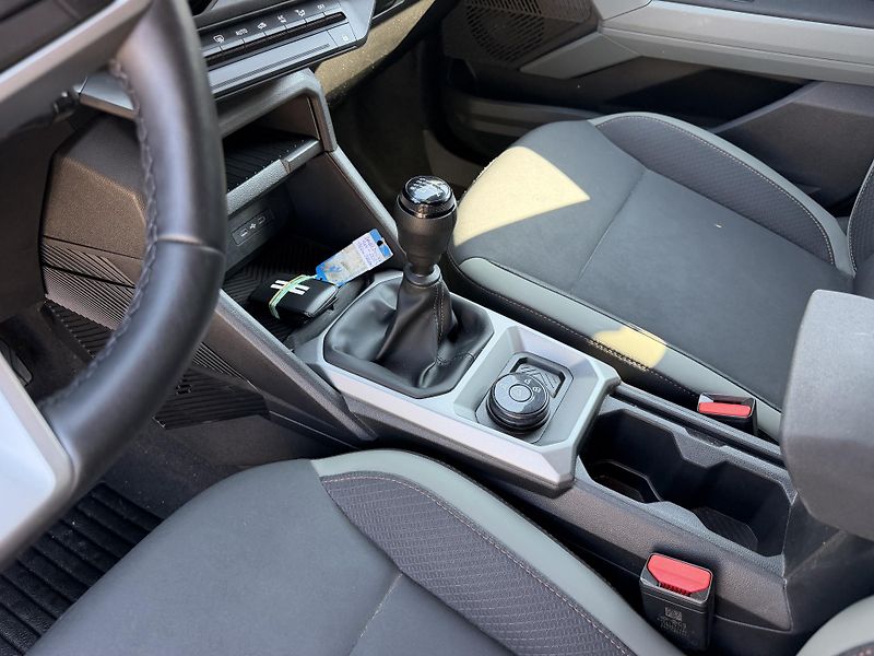 Dacia Duster 1,2i 96kW 4x4  - fotka 18 z 24