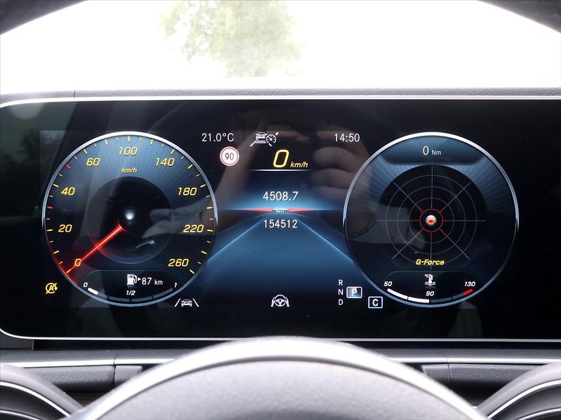 Mercedes-Benz GLS 2,9 400d 4MATIC AMG CZ DPH - fotka 24 z 49