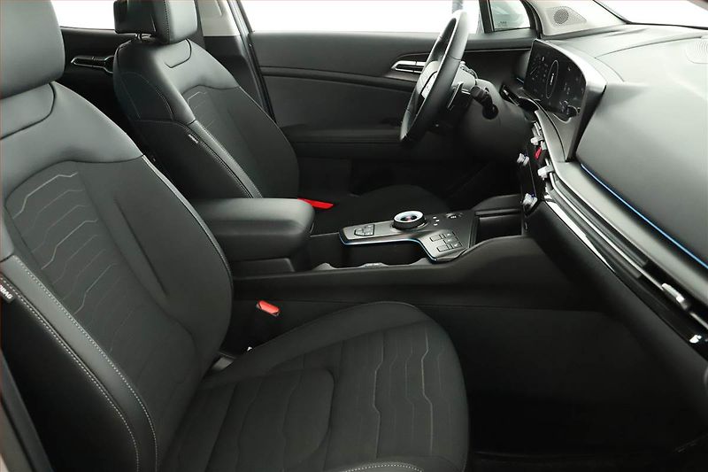 Kia Sportage (2025) 1.6 T-GDI, ACC, Výhřev, Navi - fotka 7 z 20