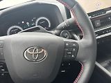Toyota C-HR 2,0 HEV e-CVT GR Sport - náhled 17