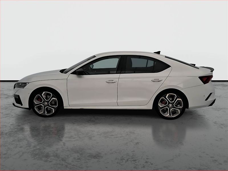 Škoda Octavia (2021) RS 2.0 TSI - fotka 3 z 17
