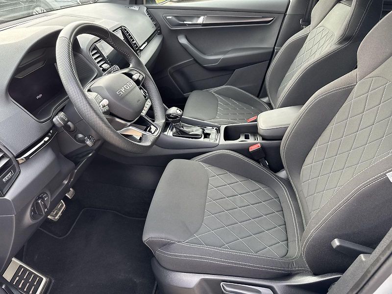 Škoda Karoq (2025) 2.0 TDI 4x4 DSG Sportline - fotka 7 z 36