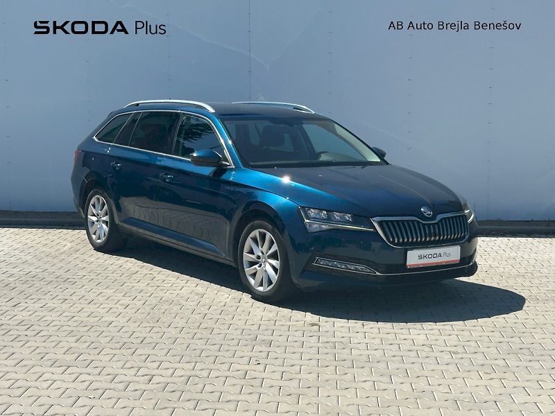 Škoda Superb (2023) COM GRT STY 4X4 TD 140/2.0 A7A - fotka 21 z 31