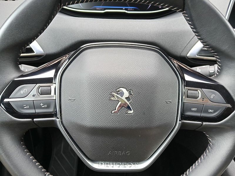 Peugeot 3008 (2021) 1.2PT 96kW! Full LED! Kamera! - fotka 21 z 32