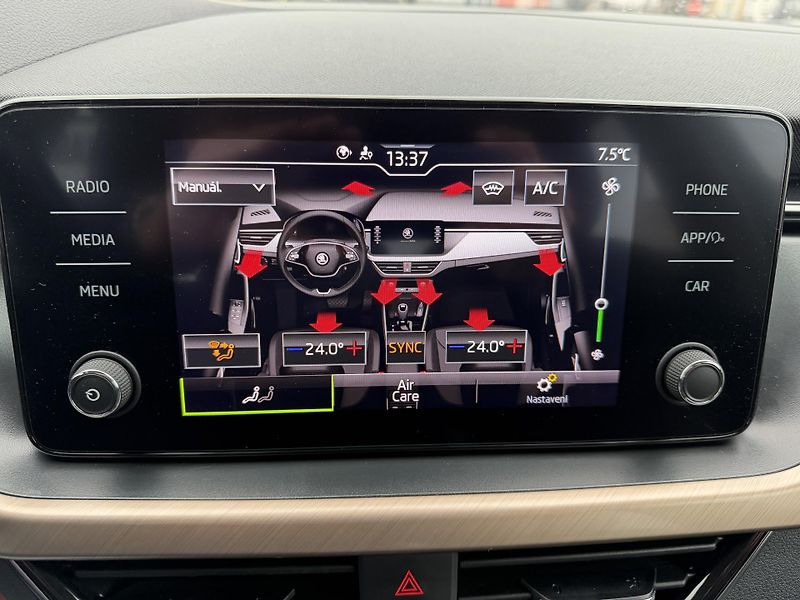 Škoda Kamiq 1,0 TSi/81kW DSG - Style Plus - fotka 35 z 77