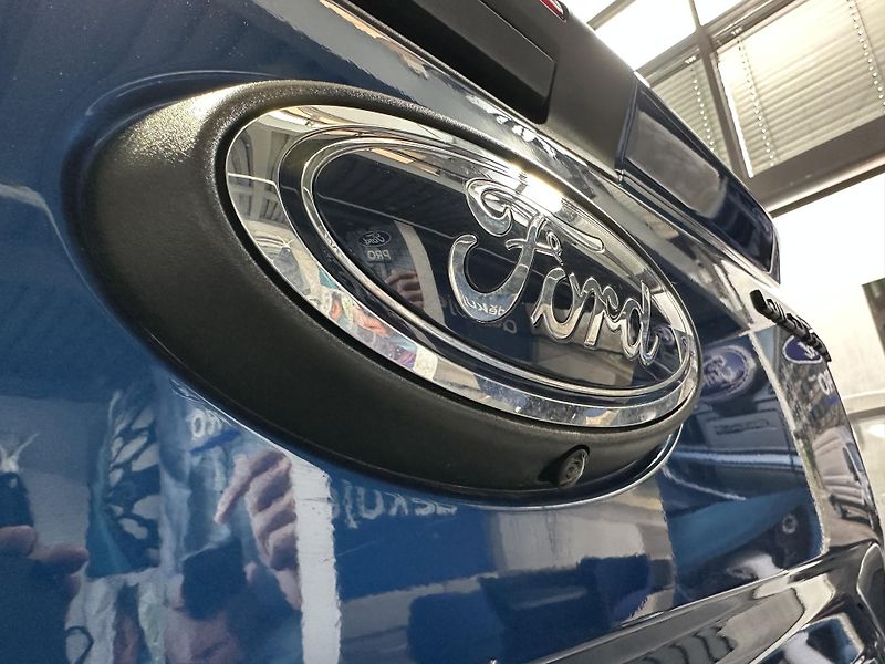 Ford Ranger Wildtrak 2.3 EB 279k PHEV aut - fotka 35 z 36