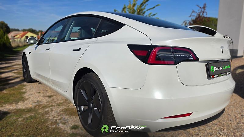Tesla Model 3 (2021) Long Range AWD, Dual Motor - fotka 3 z 12