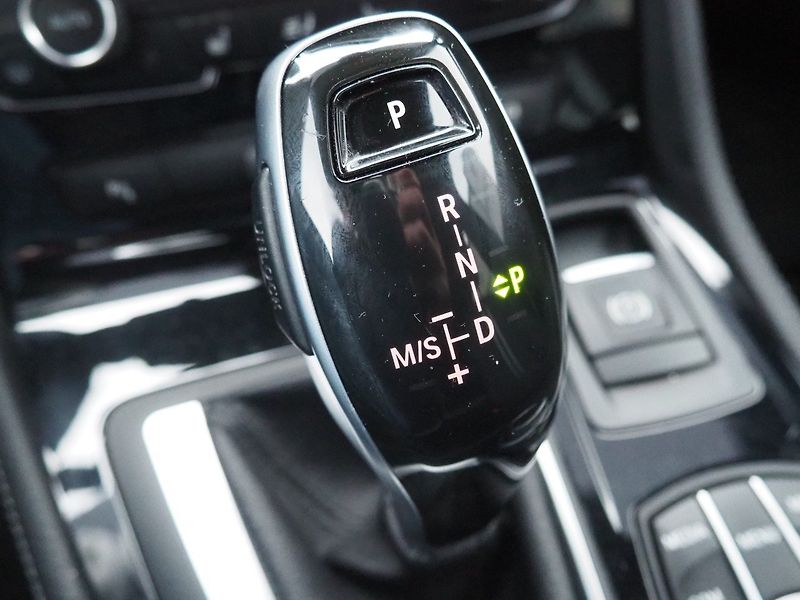 BMW Řada 2 (2020) 216D GT-M Sport, 7 míst, A/T - fotka 38 z 42