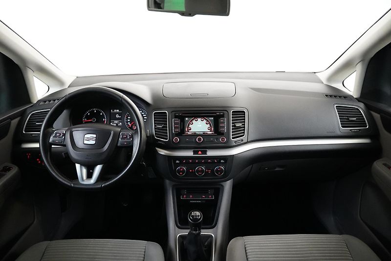 Seat Alhambra - fotka 5 z 26
