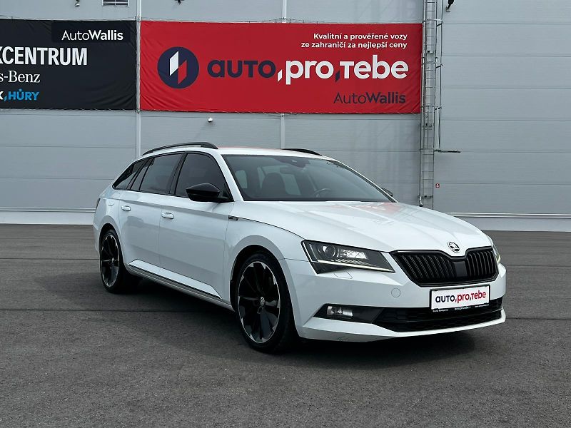 Škoda Superb 2.0TDI DSG 140kW Sportline  - fotka 2 z 25