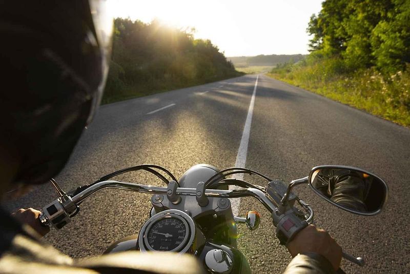 Zákonná povinná výbava motocyklu je skromná a neuškodí ji doplnit několika drobnostmi.