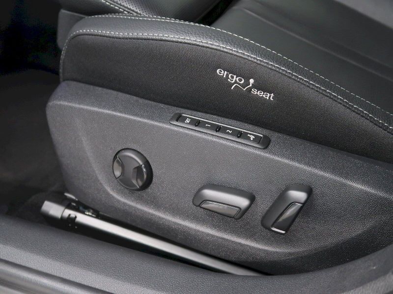 Škoda Octavia (2026) TOP SELECTION 2.0TDI 110KW DSG - fotka 14 z 47
