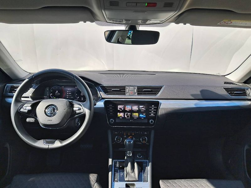Škoda Superb (2022) III FC Ambition plus 2.0 TDI / - fotka 7 z 26