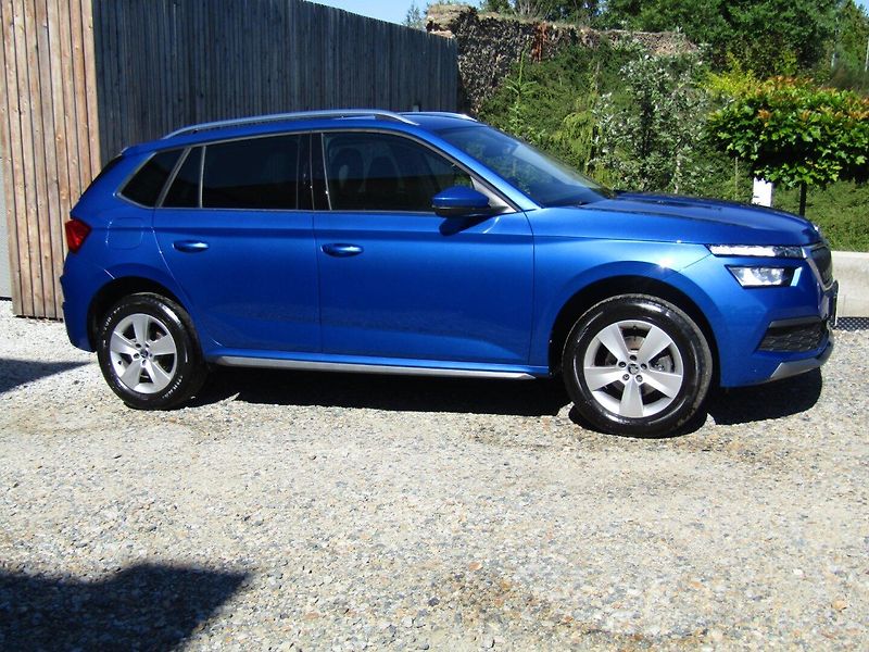 Škoda Kamiq (2023) 1.0 TSI 81kW CZ PŮVOD - fotka 2 z 37