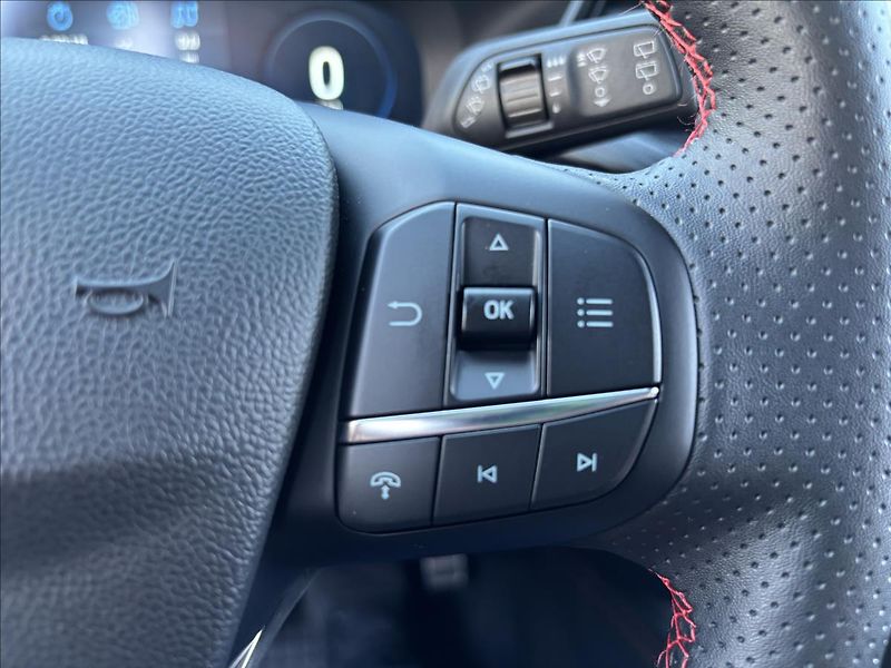 Ford Kuga 1,5 EcoBoost 111kW ST-Line X - fotka 31 z 48