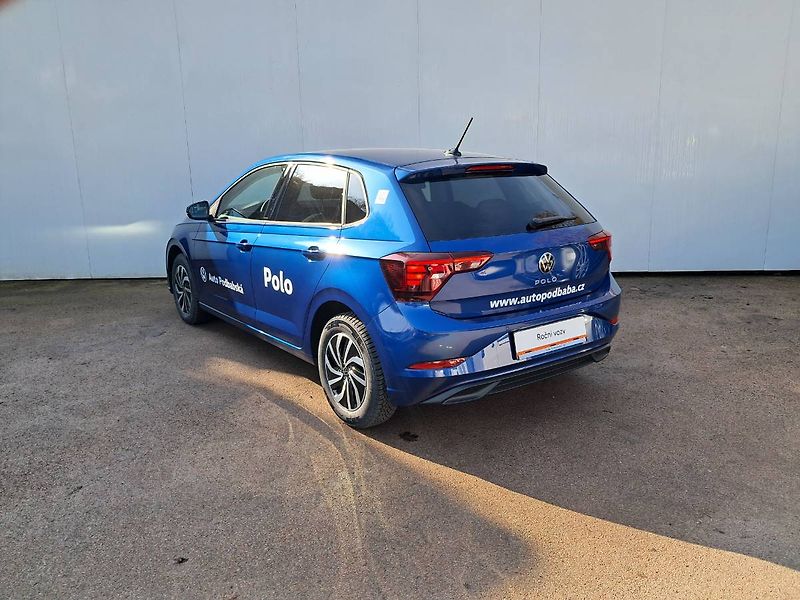 Volkswagen Polo (2025) VW People 1.0 TSI / 70 kW M5 - fotka 24 z 27