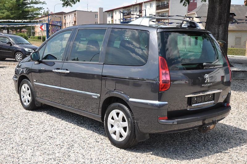Peugeot 807 2.0HDi 100kW - fotka 4 z 19