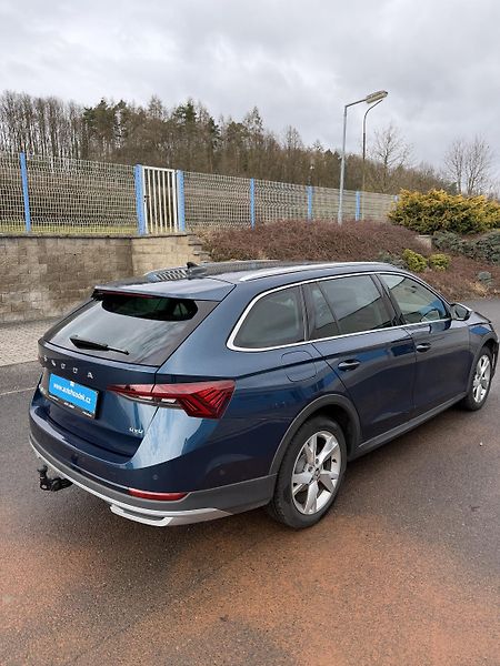 Škoda Octavia SCOUT 2,0TDi 147kW 4x4 aut. - fotka 4 z 13