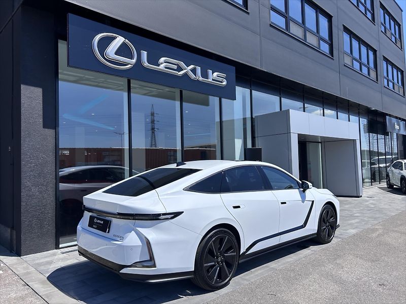 Lexus Ostatní Prestige  ES 500e - fotka 8 z 11