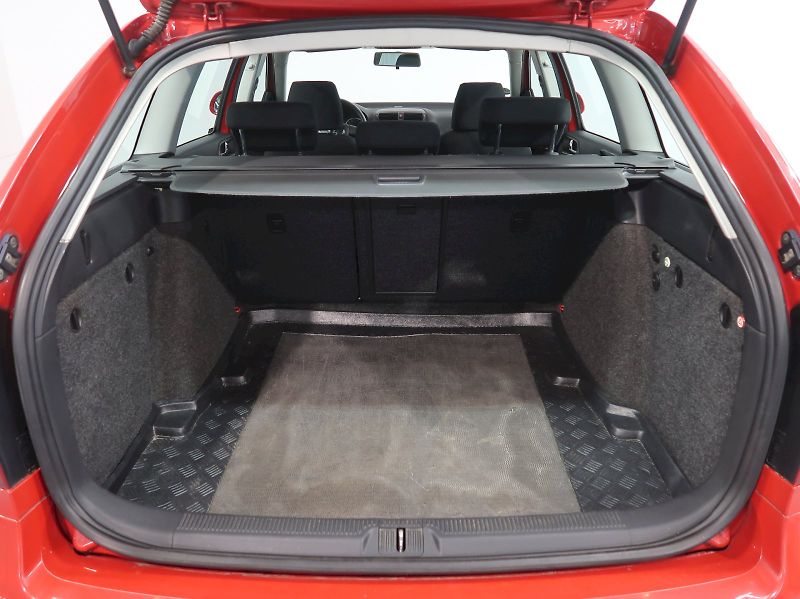 Škoda Octavia (2012) AMBITION 1.6TDI 77KW - fotka 24 z 27
