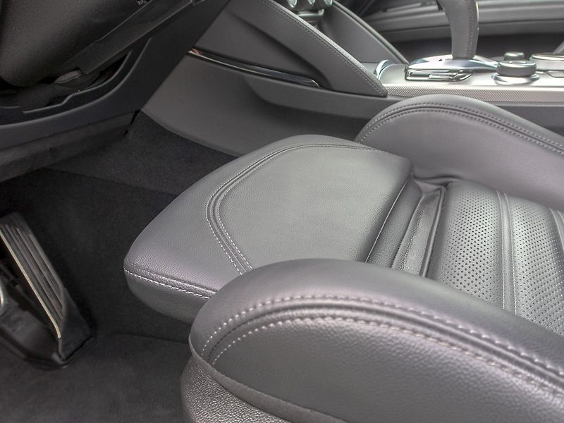Alfa Romeo Stelvio (2024) 2.2D 154KW Q4 – VELOCE - fotka 22 z 71