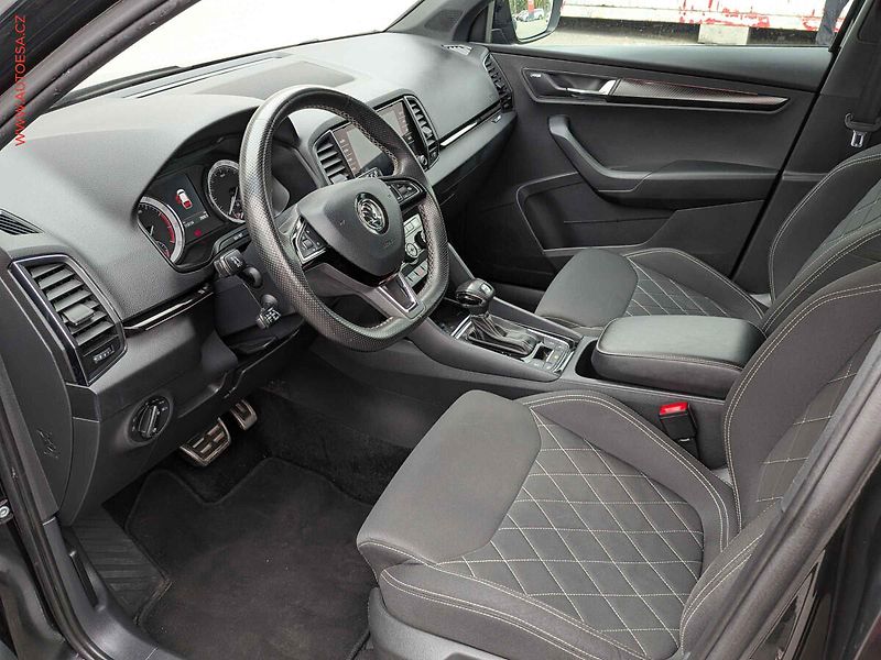 Škoda Karoq (2019) 2.0 TSi 4x4, 2.maj,ČR, Style - fotka 9 z 15