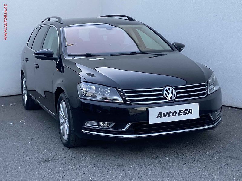 Volkswagen Passat (2012) 2.0 TDi, Comfortline, navi - fotografie inzerátu