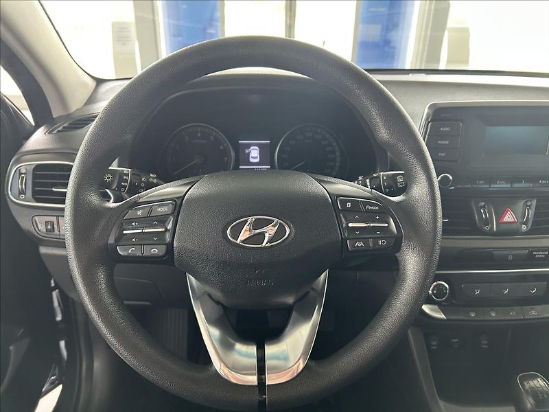Hyundai i30 1,0   TGDI,ČR,1.MAJITEL,SERVIS - fotka 12 z 22