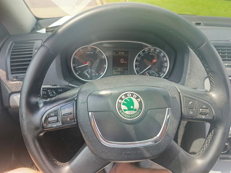 Škoda Octavia (2012) 1.2 TSi 77kw navi tažné 6-kval - fotka 19 z 21