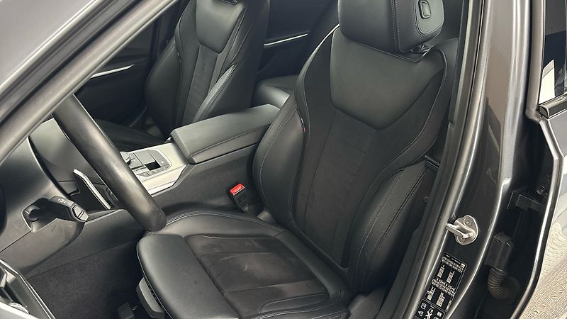 BMW Řada 3 330i AUT xDrive M Sport - fotka 15 z 27
