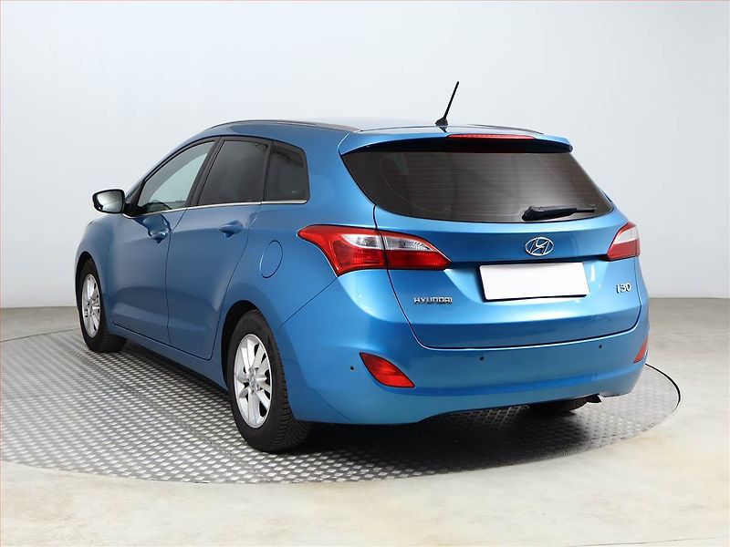 Hyundai i30 (2016) 1.6 CRDi, Serv.kniha, Tempomat - fotka 4 z 13