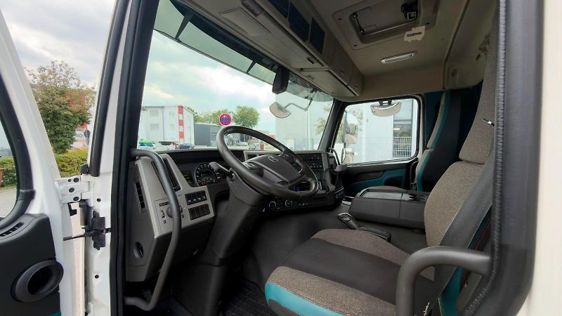 Volvo FM (2020) 460 6x2 odtahovka EURO 6 - fotka 13 z 15