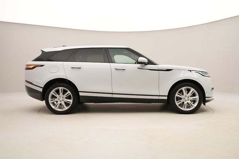 Land Rover Range Rover Velar D200 SE AWD AUT  - fotka 13 z 47