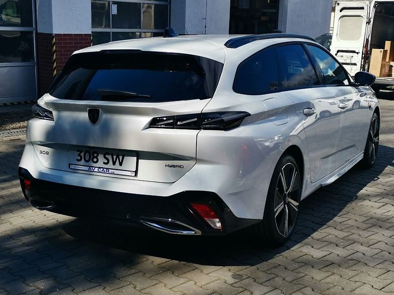 Peugeot 308 SW GT Plugin HYBRID 225 e-EAT8 - fotka 8 z 11