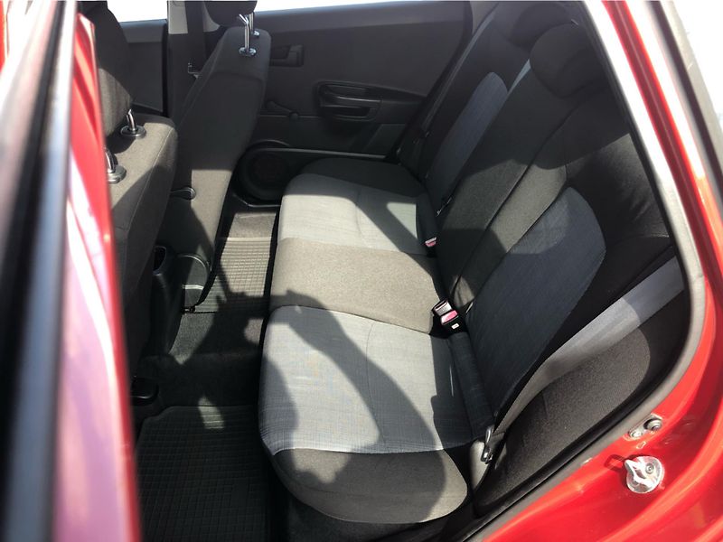 Kia Ceed Combi 1.4i ACTIVE - fotka 12 z 27