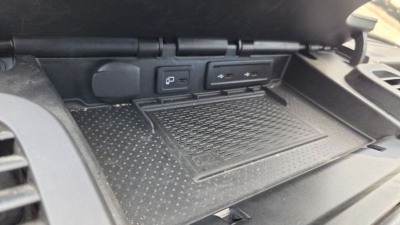Mercedes-Benz Sprinter 317 CDI/L, kamera 360°, MBUX - fotka 17 z 20