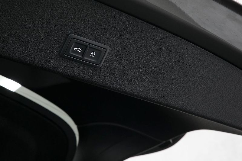 Audi e-tron 55 300kW SB BlackEdit ZÁRUKA - fotka 46 z 48