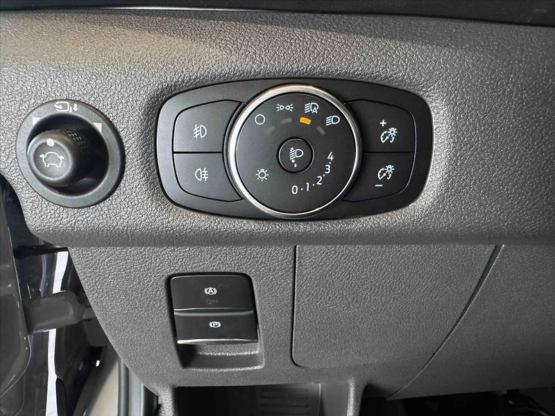 Ford Transit (2026) 2,0 EcoBlue 110 KW 8st. automa - fotka 11 z 16