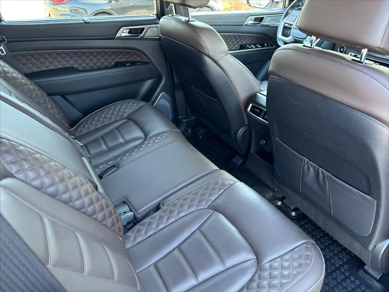 SsangYong Rexton 2,2 E-XDI  E-TRONIC G4 Premium - fotka 27 z 31