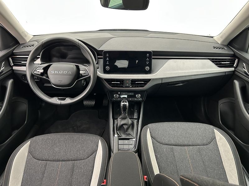 Škoda Kamiq 1.5 TS Top selection - fotka 5 z 27
