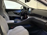 Peugeot 3008 (2018) Allure, 130k MAN6, tažné z. - náhled 12