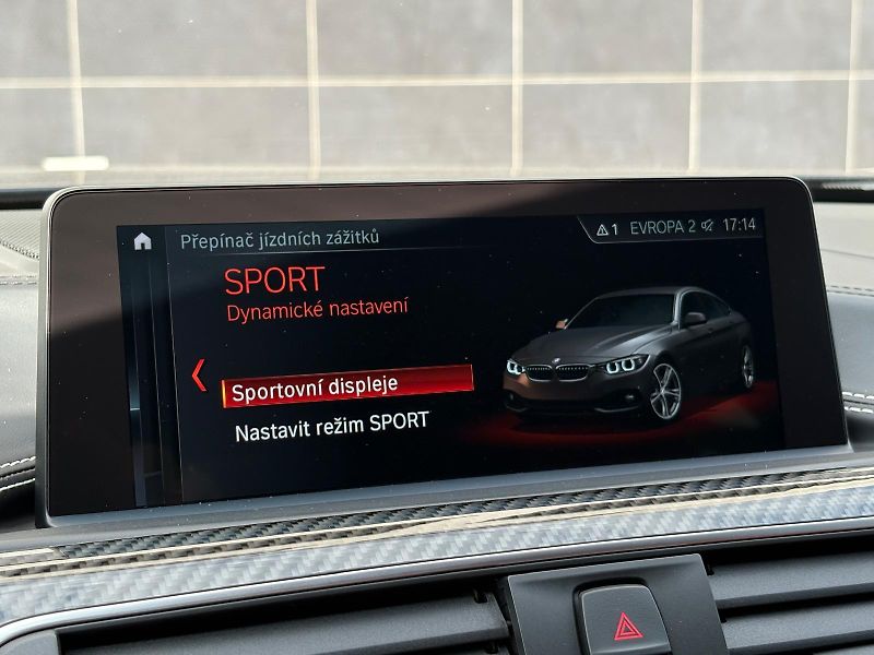BMW Řada 4 440i xDrive Gran Coupé M 240kW - fotka 54 z 75