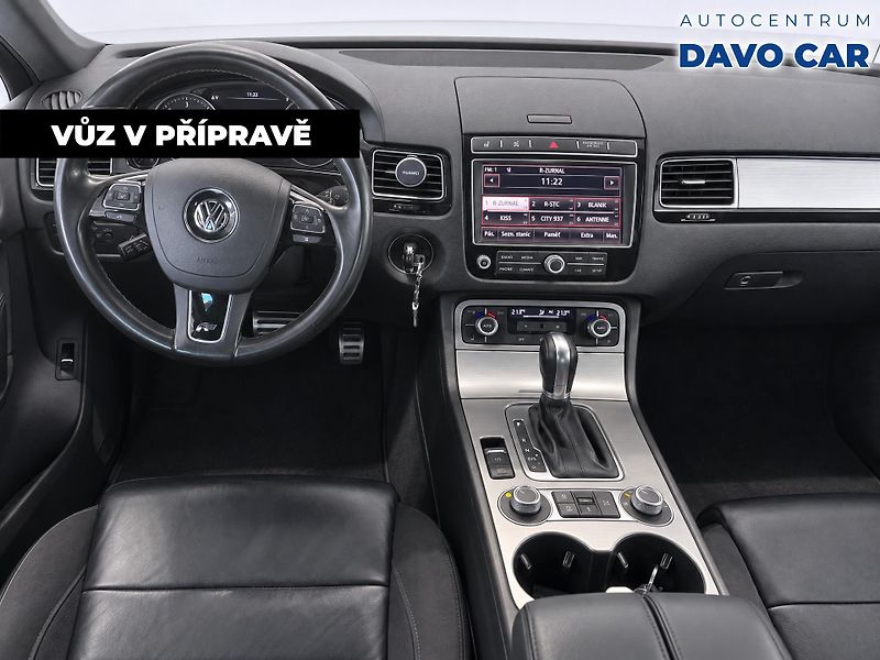 Volkswagen Touareg 3,0 TDI V6 193kW R-Line CZ - fotka 3 z 12