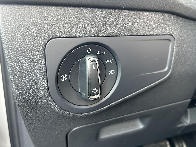 Volkswagen Tiguan 2,0 TDI 110 kW Business Premiu - fotka 17 z 22