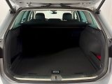 Volkswagen Passat (2023) Business 2.0 TSI 140kW DSG - náhled 32