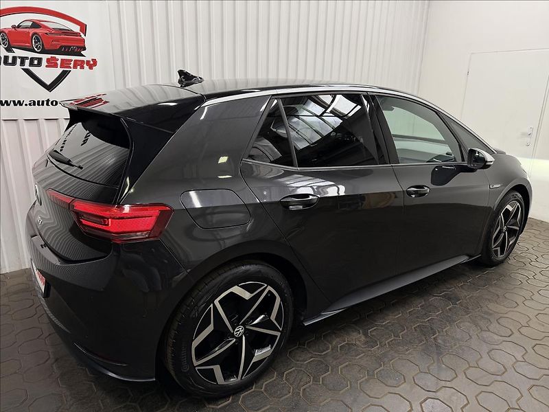 Volkswagen ID.3 1ST PLUS PRO PERF. SOH90% - fotka 8 z 41